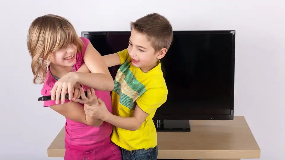 aider un enfant harcelé - conflit dispute